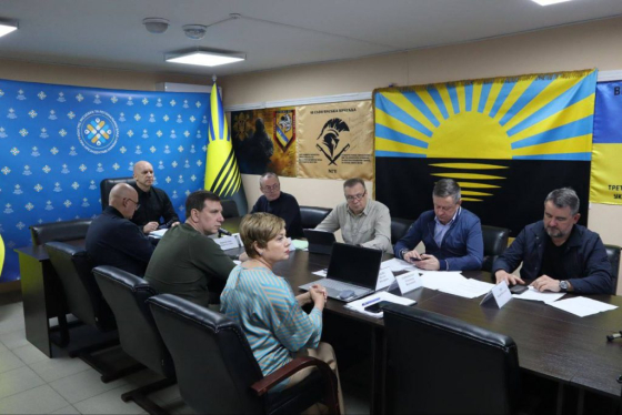 Краматорськ презентував успішні моделі партнерства, підтримки освіти та політики памʼяті на засіданні Конгресу при Президентові України