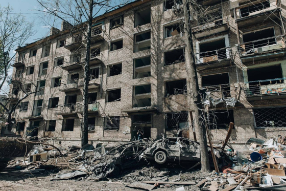 Росіяни пішли на значну інтенсифікацію їхніх наземних атак, коли максимум наших сил був зосереджений на захисті від ракет і дронів, - Зеленський