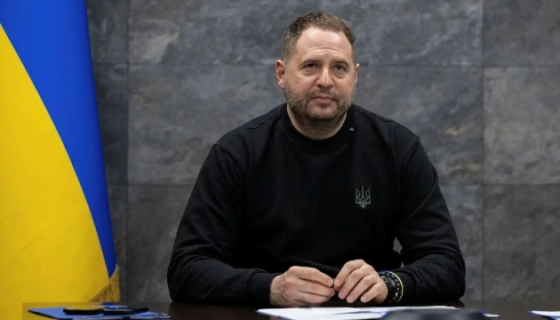 Єрмак підтвердив перемовини про відправку в Україну французьких і британських миротворців