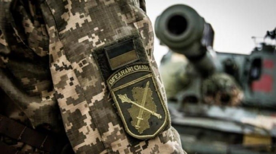 На Донбассе отбиты 15 атак врага, уничтожены 1 ЗРК, 9 танков, 3 артсистемы, 25 единиц бронетехники, 1 беспилотник, - пресс-центр ОС 
