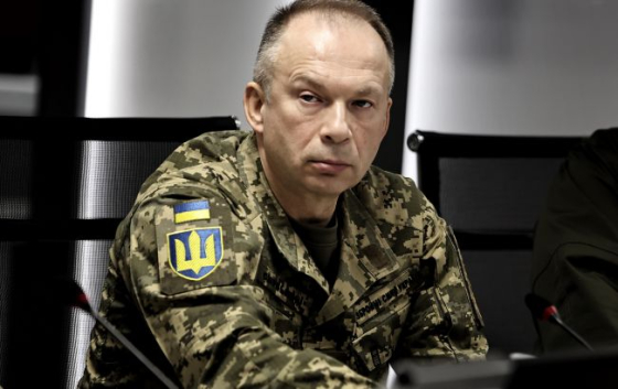Росіяни третю добу активно атакують у Курській області, залучають військових КНДР, - Сирський
