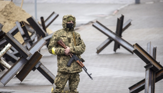 Рада продлила действие военного положения до 25 мая