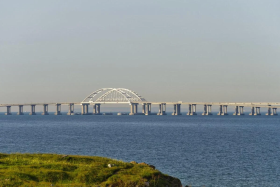 У ВМС пояснили, чому Кримський міст є законною ціллю для України