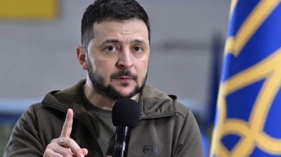 Зеленський відреагував на &quot;російський Крим&quot; Маска з гумором
