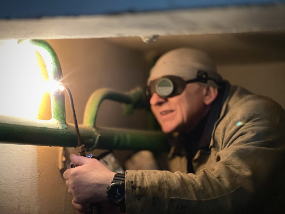 Краматорські газовики повернули блакитне паливо жителям пошкодженої багатоповерхівки