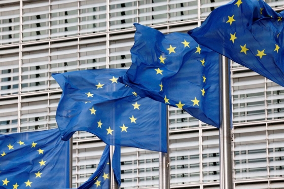 Україна отримала перші €3 млрд з нової програми макрофіну від ЄС, - Зеленський