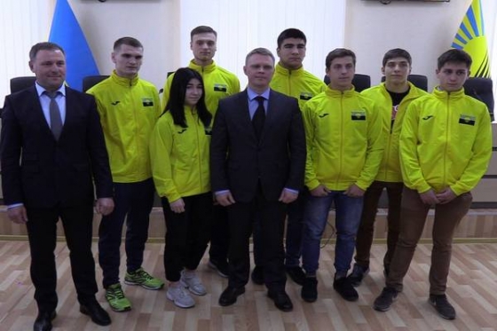 Выдающиеся спортсмены Краматорска получили награды и новые звания