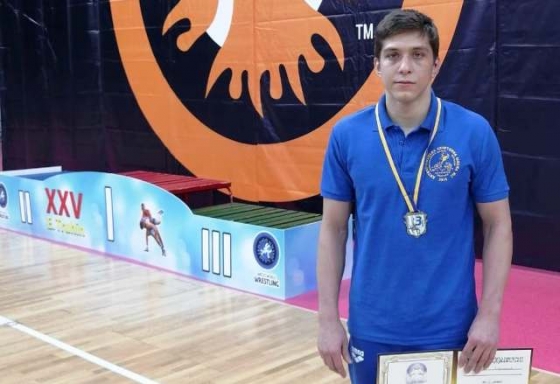 Борец из Краматорска завоевал бронзу в Запорожье