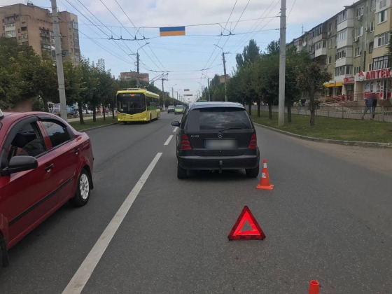 В Краматорске полиция устанавливает обстоятельства ДТП, в котором пострадала женщина