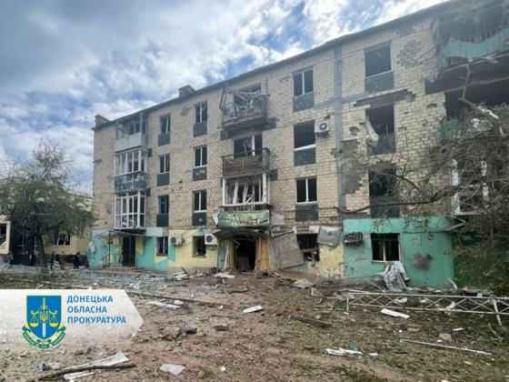 Росіяни авіабомбами атакували Торецьк в Донецькій області: є поранені