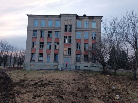 Ніч на Донеччині: удари з &quot;Градів&quot; по Авдіївці та обстріли Курахового. У центрі Бахмута пошкоджено історичну будівлю