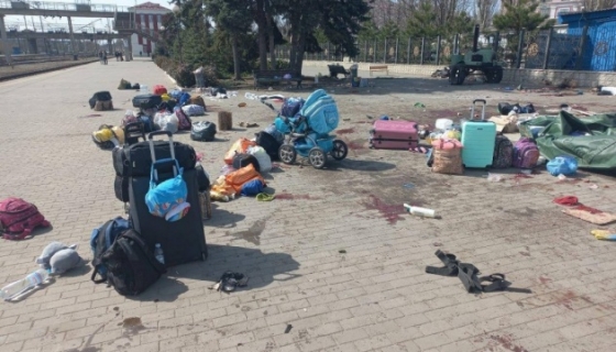 Количество погибших от ракетного удара по вокзалу Краматорска возросло до 50