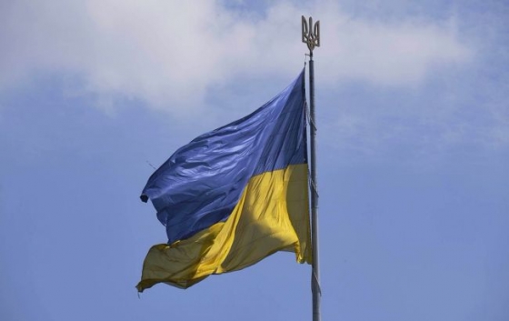 Майже дві третини українців вважають, що Україна має воювати до повної перемоги, - опитування