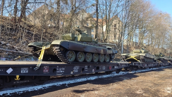 З початку року Україна отримала від Чехії 24 танки та 76 БМП