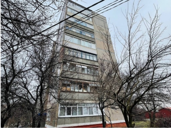 У Краматорську капітально відремонтують пошкоджений будинок по проспекту Незалежності (Двірцевій)