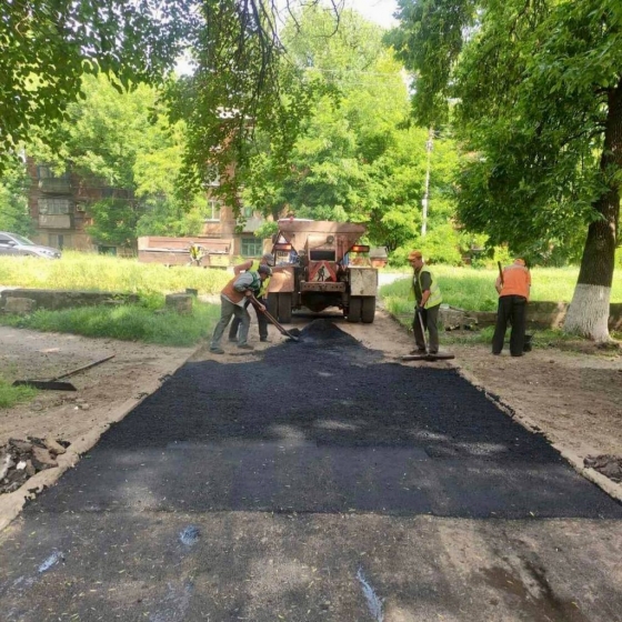 У Краматорську триває поточний ремонт доріг