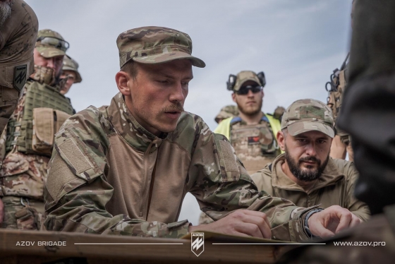 Понад 900 бійців &quot;Азову&quot;, які боронили Маріуполь, досі перебувають у російському полоні, - командир бригади Прокопенко