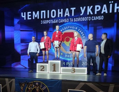 Спортсменки з Краматорська вибороли три медалі на чемпіонаті України з самбо