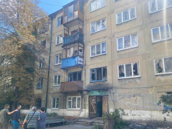 Внаслідок обстрілу Українська 2 людини загинули і 1 отримала поранення