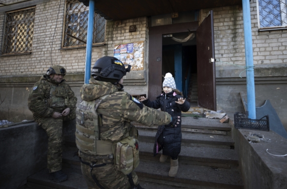 У Бахмуті наразі залишаються щонайменше 38 дітей, - Верещук 