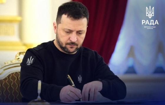 Зеленський присвоїв дипломатичний ранг керівниці апарату ОП Вітушок