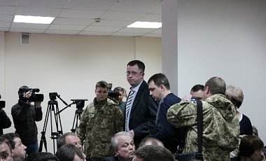 ГПУ: за вымогательство и получение взяток задержаны прокурор Краматорска, его заместитель и начальник СГСБЭП