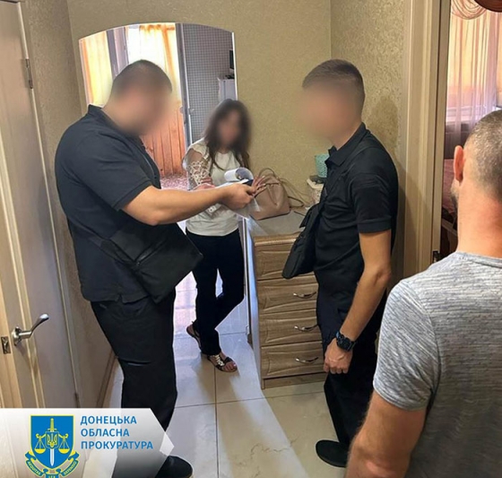 Троє мешканців Покровського району звинувачуються у сутенерстві