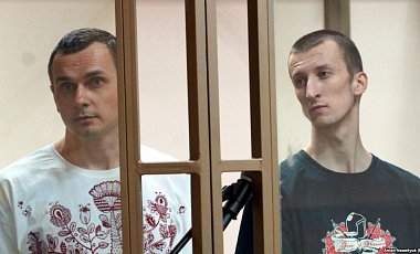 Сенцов и Кольченко заполнили документы для передачи их в Украину