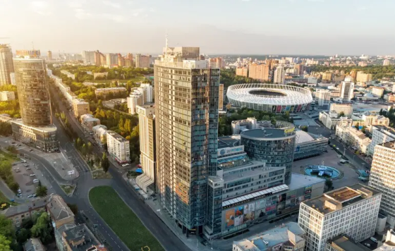 Два держбанки відсудили права власности на ТРЦ &quot;Гулівер&quot;