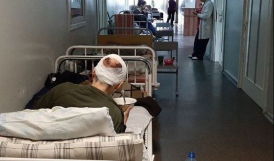 Окупанти завезли у цивільну лікарню десятки поранених військових РФ, - Федоров