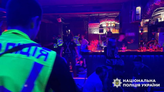 У Києві поліція відкрила кримінальне провадження через вечірку у клубі в День жалоби – фото