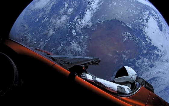 Электрокар Tesla за четыре года в космосе преодолел 3 млрд км