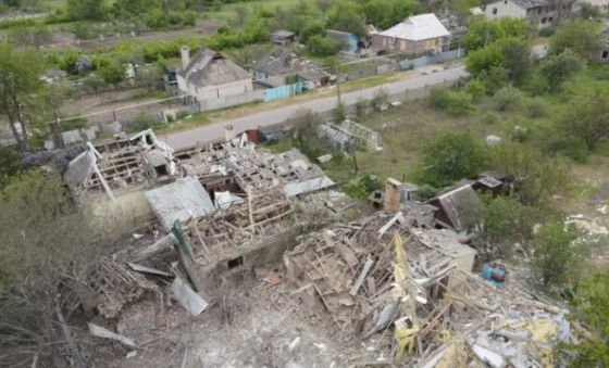 Три багатоповерхівки зруйновані повністю та майже половину пошкоджено