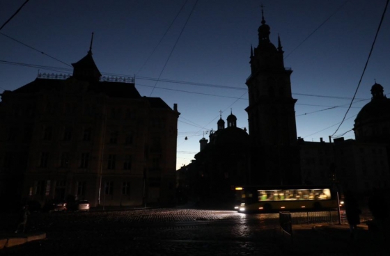 У Києві, у Київській, Одеській, Дніпропетровській та Донецькій областях запровадили екстрені відключення світла 