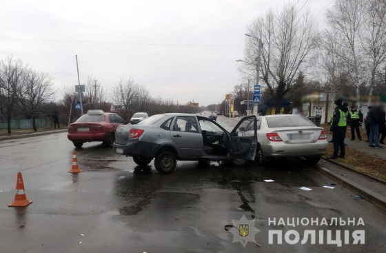 В Константиновке пьяный водитель сбил пешехода и врезался в авто на «встречке»