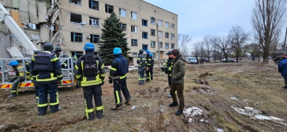 2 загиблих і 8 поранених — такі попередні наслідки нічного удару по Селидовому
