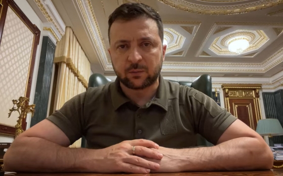 Зеленский: Ситуация на Донбассе остается самой жесткой 