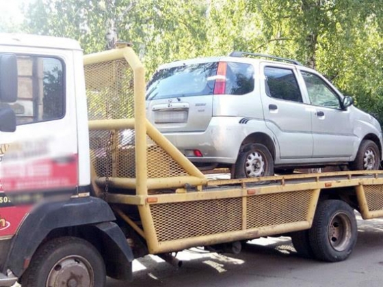 Житель Краматорска угнал автомобиль Suzuki с помощью эвакуатора 