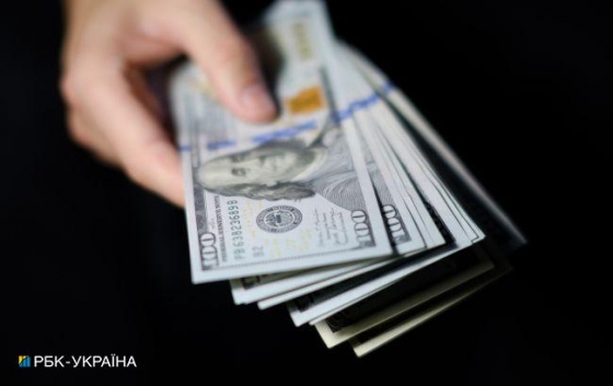 НБУ підняв курс долара понад 38 гривень до нового максимуму