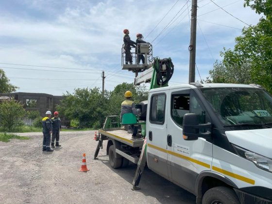 За тиждень ДТЕК Донецькі електромережі повернув світло жителям 21 населеного пункту