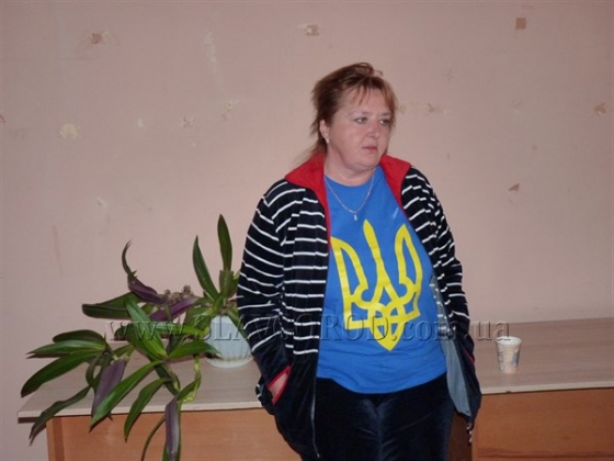 «Груз 200 из Украины в Россию»: в Славянск приехала руководитель проекта Елена Васильева, чтобы посетить места захоронения российских солдат (видео)