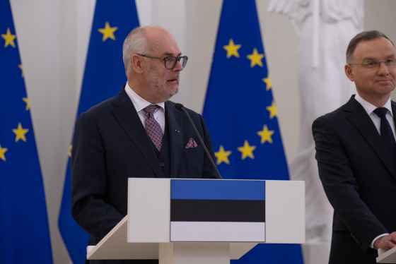 ЄС має розглянути повне торгове ембарго проти РФ, - президент Естонії Каріс