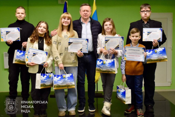 Талановиті діти Краматорська отримали творчі стипендії від Донецької обласної адміністрації