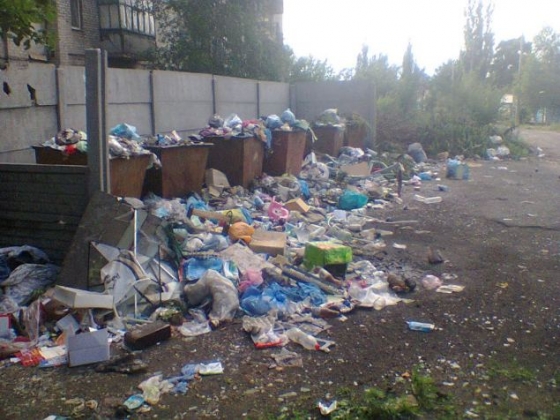 Боевики превратили Дебальцево в мусоросвалку