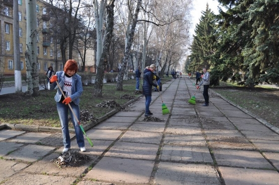 Жители Краматорска вышли на субботник