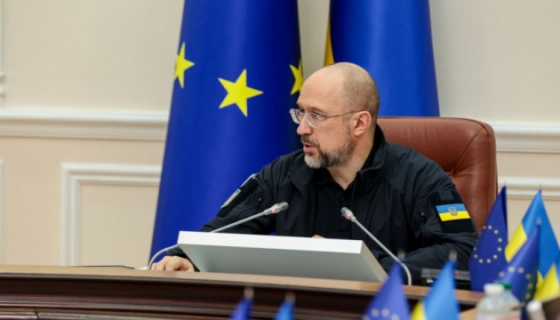 Майже половина держбюджету-2024 піде на армію - Шмигаль