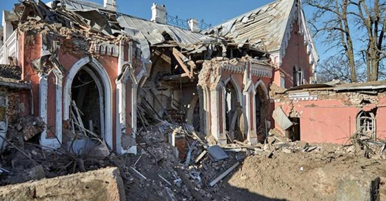 Росіяни в Україні знищили або пошкодили майже 2 тисячі закладів культури, а також понад тисячу закладів культурної спадщини, - британська розвідка