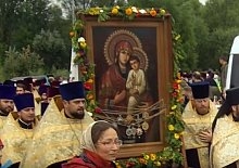 Крестный ход в Киеве заблокирован силовыми структурами