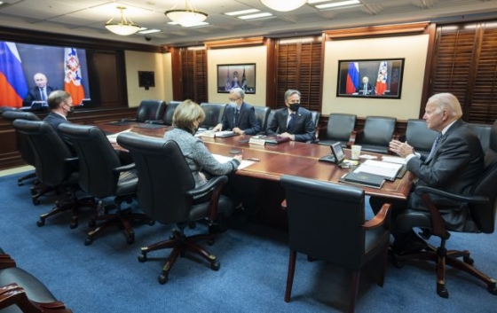 Два часа переговоров и предупреждение Байдена для Путина. Итоги саммита президентов США и РФ 