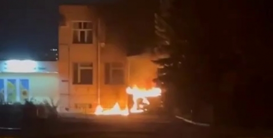 У Росії за добу намагалися підпалити 20 військкоматів. Один з них підпалили двічі, - росЗМІ
